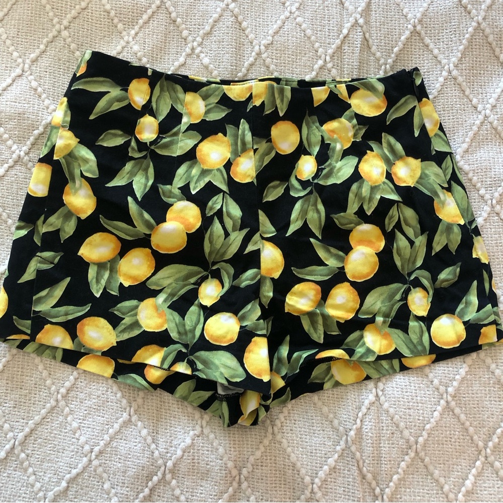 Lemon print shorts